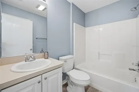 17705 SE 93rd Hawthorne Avenue The Villages FL 32162