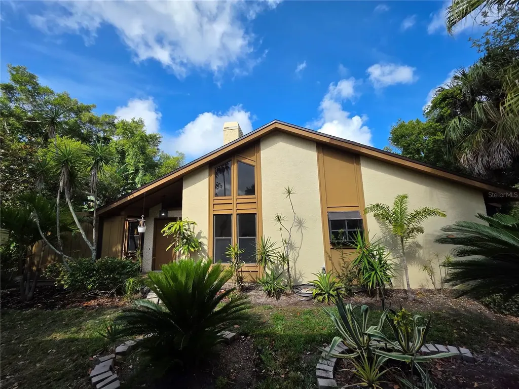 7518 4th Avenue W Bradenton FL 34209