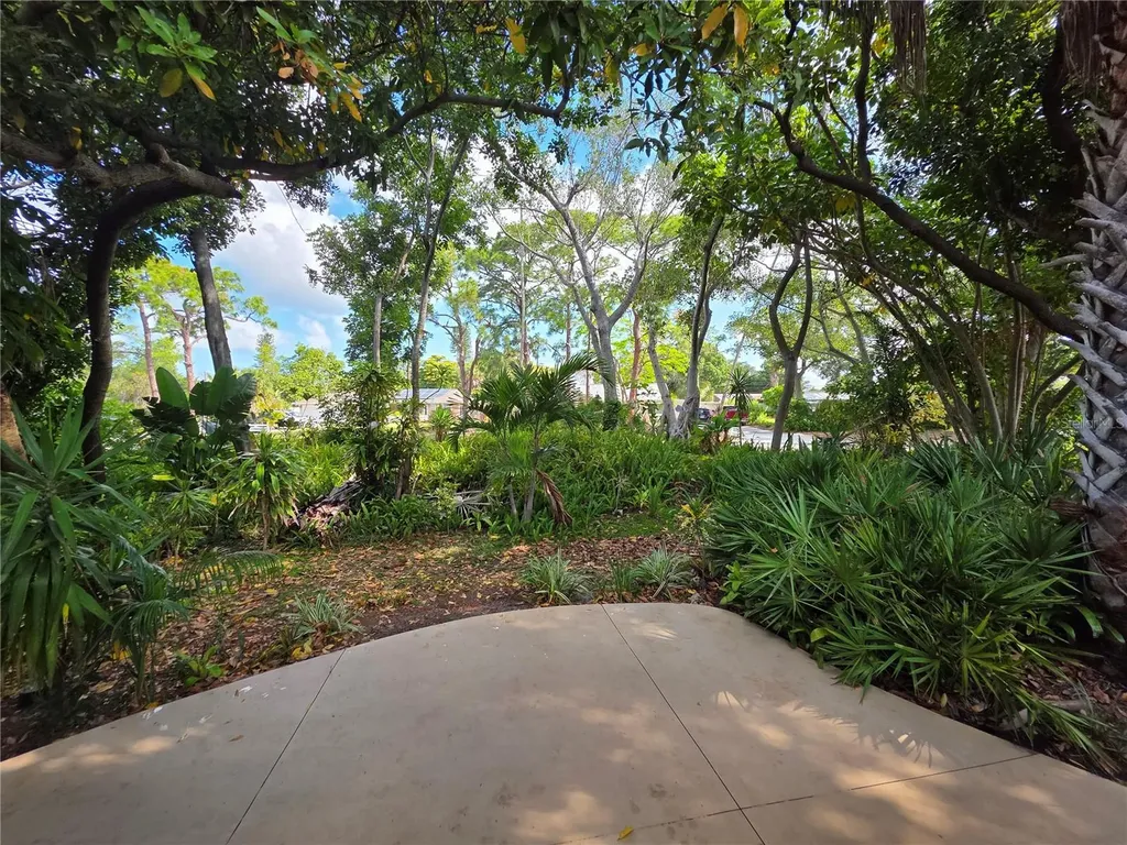 7518 4th Avenue W Bradenton FL 34209
