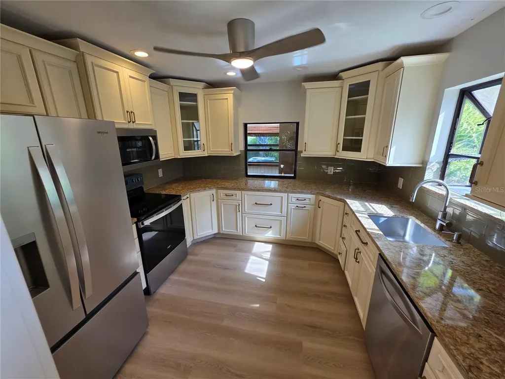 7518 4th Avenue W Bradenton FL 34209