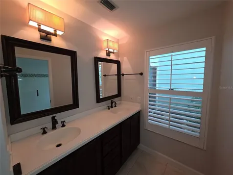 7518 4th Avenue W Bradenton FL 34209