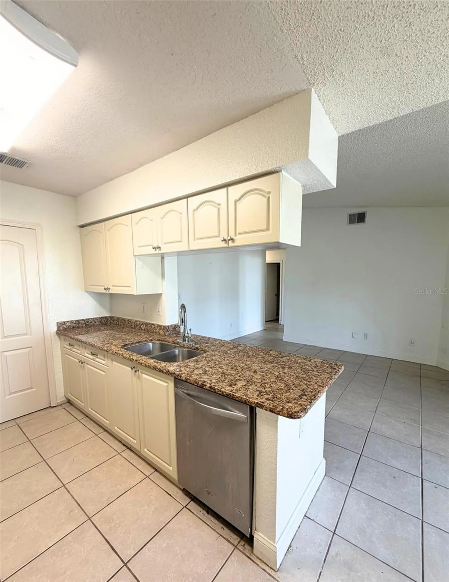 2550 N Alafaya Trail Orlando FL 32826