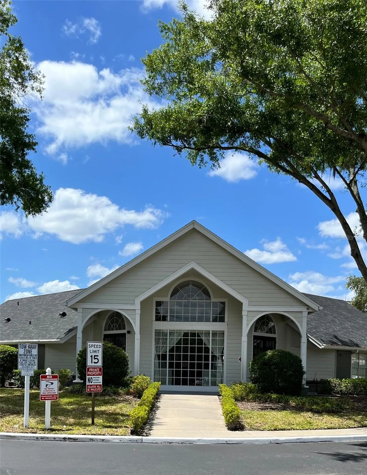 2550 N Alafaya Trail Orlando FL 32826