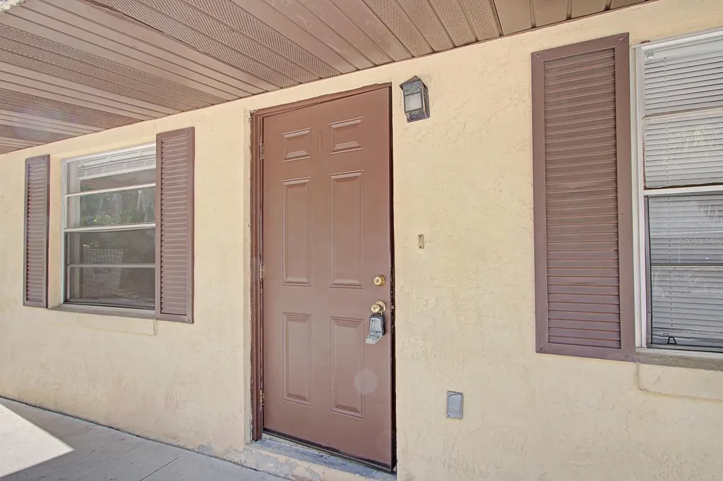 830 N Clake Street Deland FL 32724