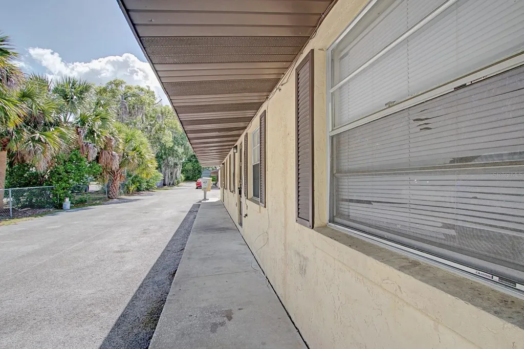 830 N Clake Street Deland FL 32724
