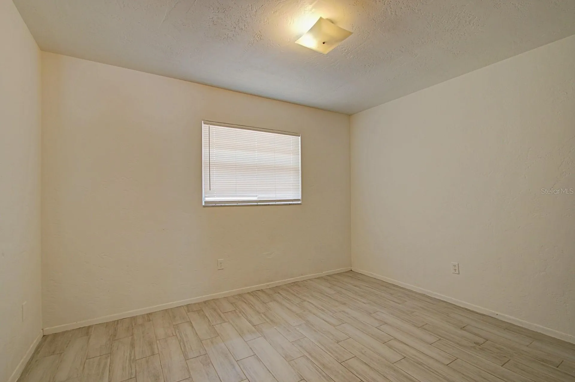 830 N Clake Street Deland FL 32724