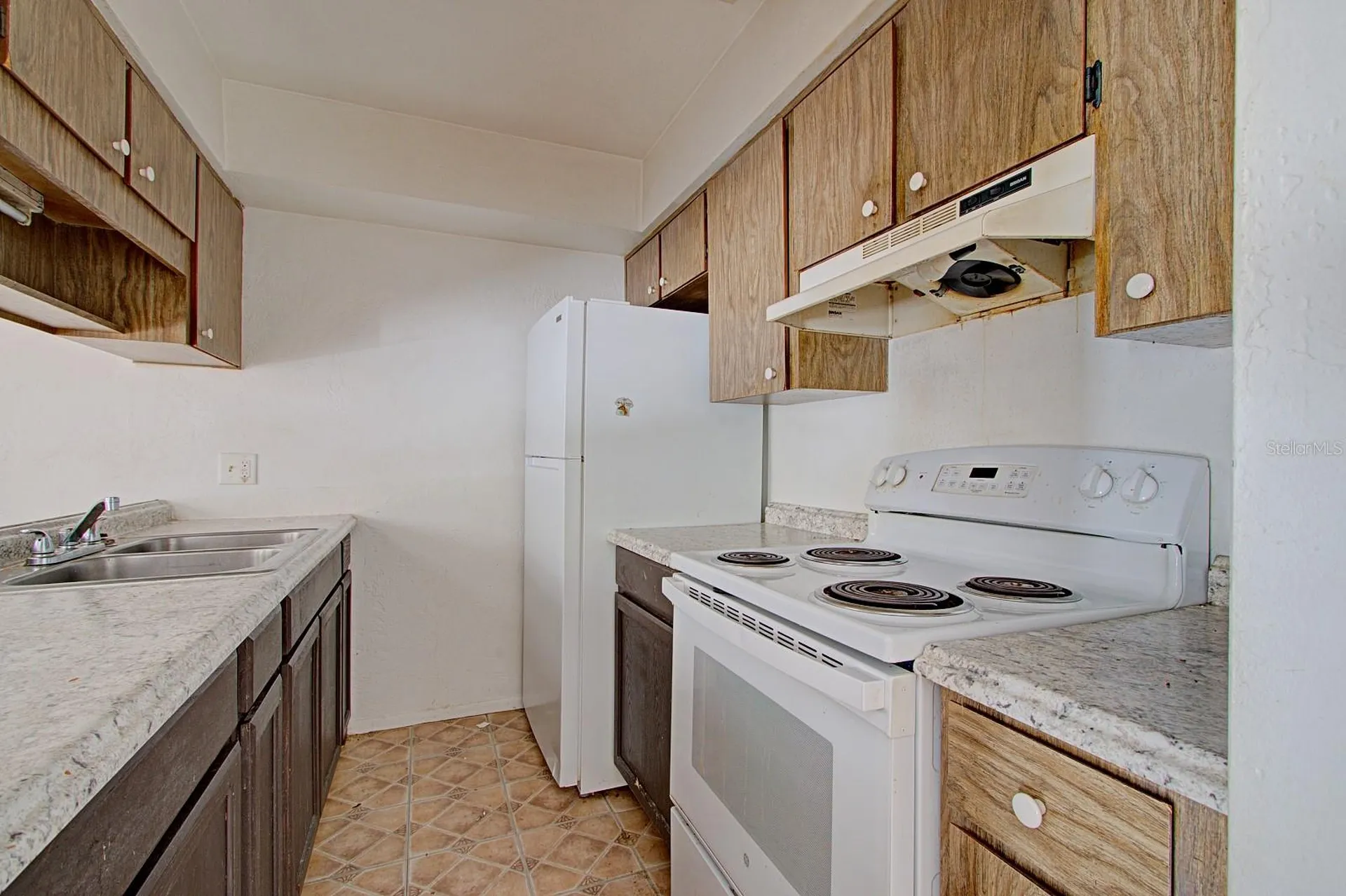 830 N Clake Street Deland FL 32724