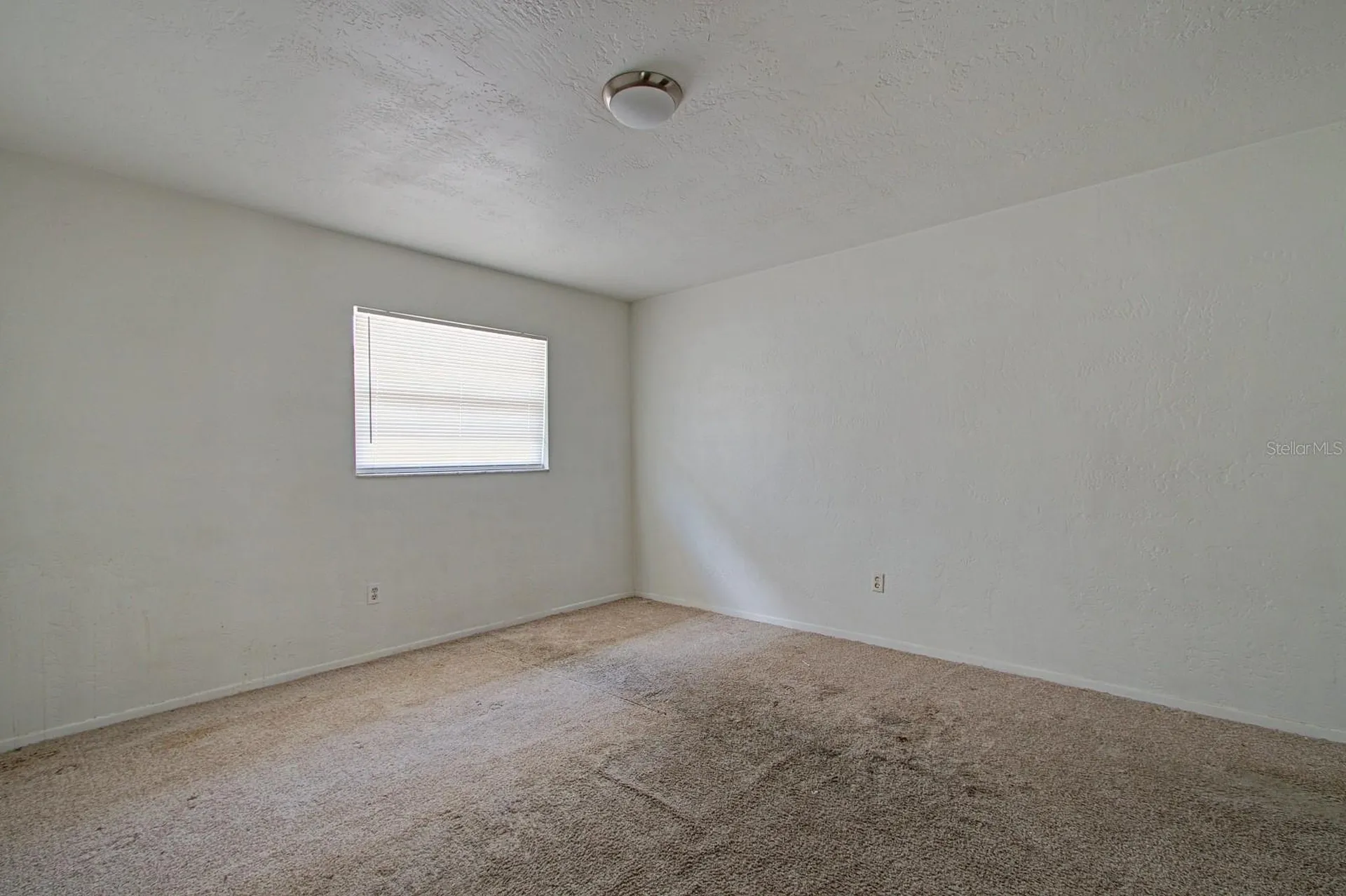 830 N Clake Street Deland FL 32724