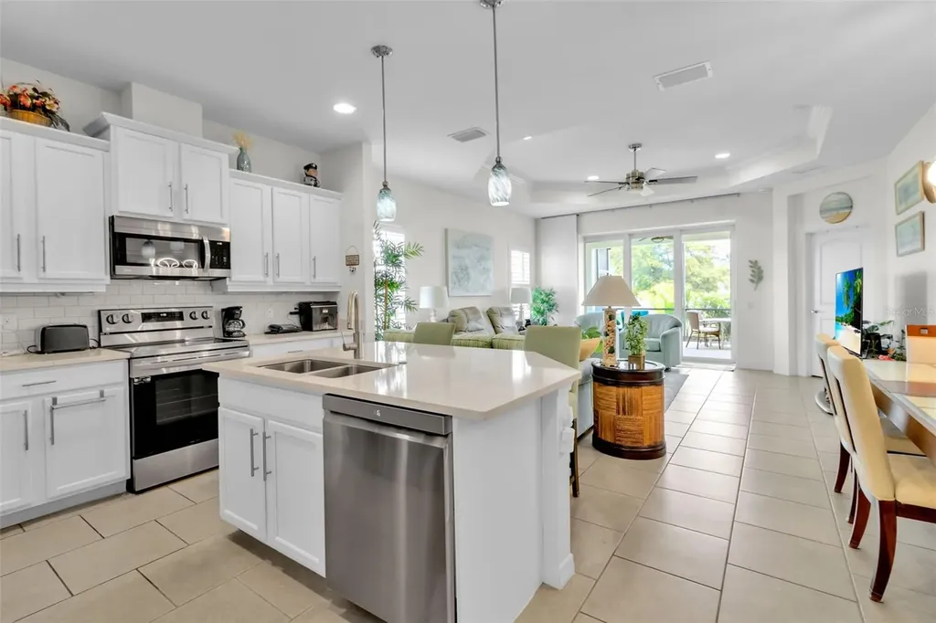 7004 Vista Bella Drive Bradenton FL 34209