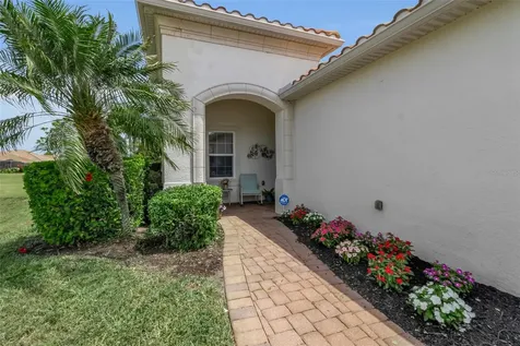 7004 Vista Bella Drive Bradenton FL 34209