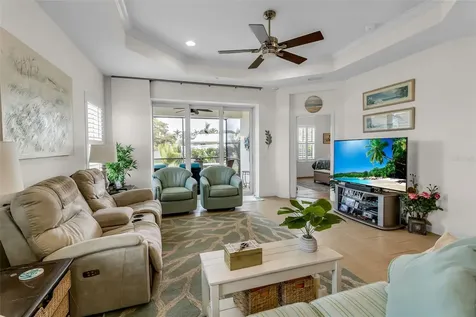 7004 Vista Bella Drive Bradenton FL 34209
