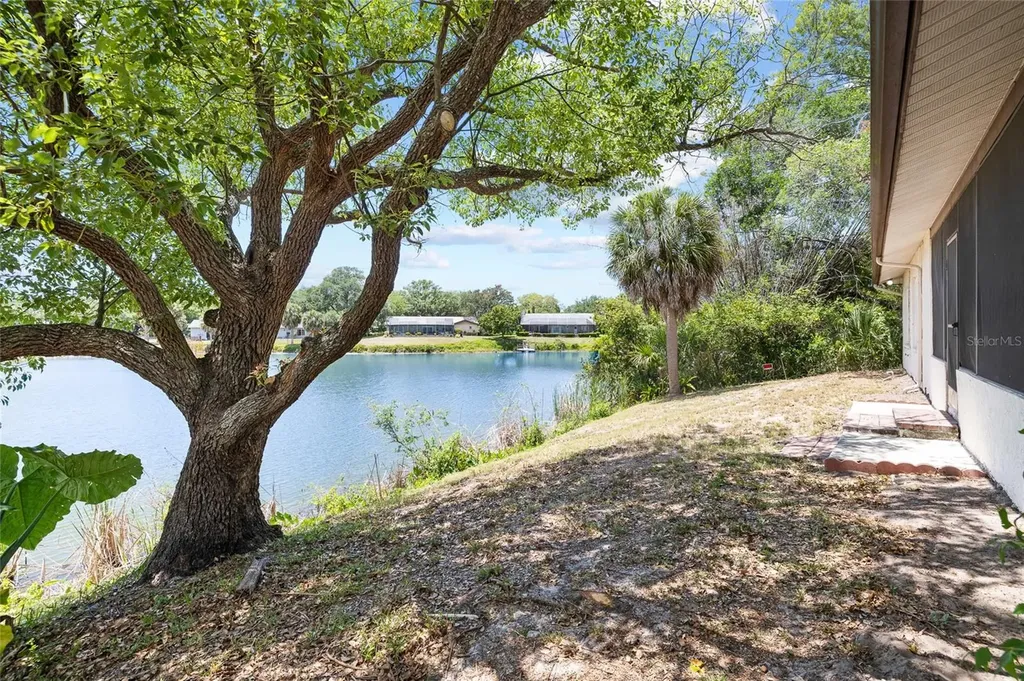 7415 Lake Forest Circle Port Richey FL 34668