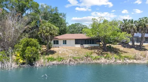 7415 Lake Forest Circle Port Richey FL 34668