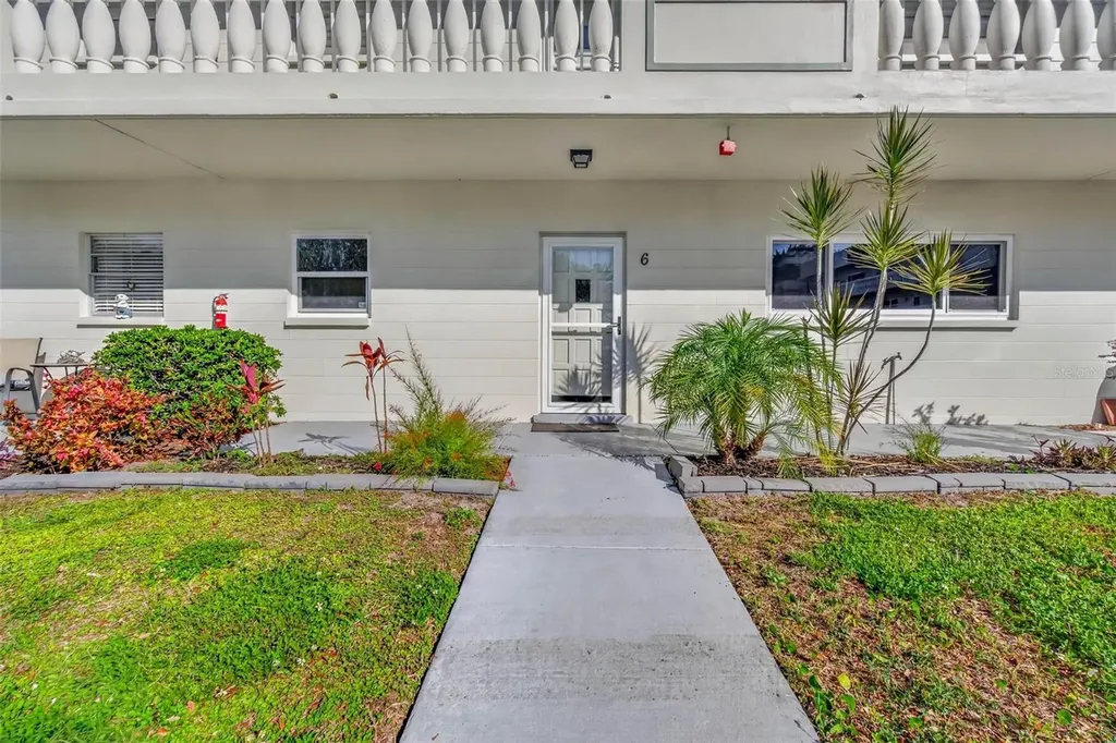 2284 Spanish Drive Clearwater FL 33763