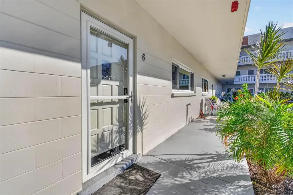 2284 Spanish Drive Clearwater FL 33763