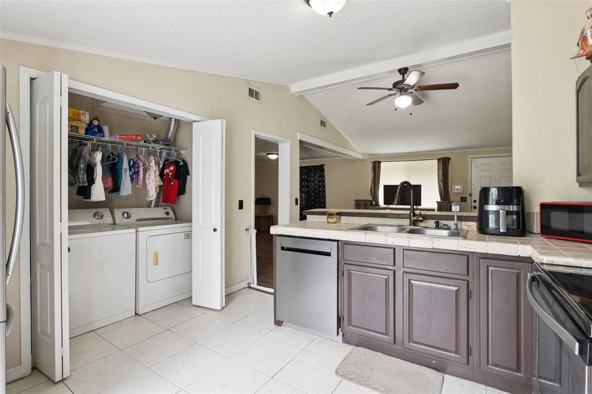 25 W Thrush Street Apopka FL 32712