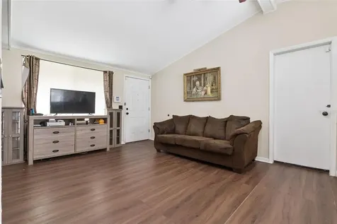 25 W Thrush Street Apopka FL 32712
