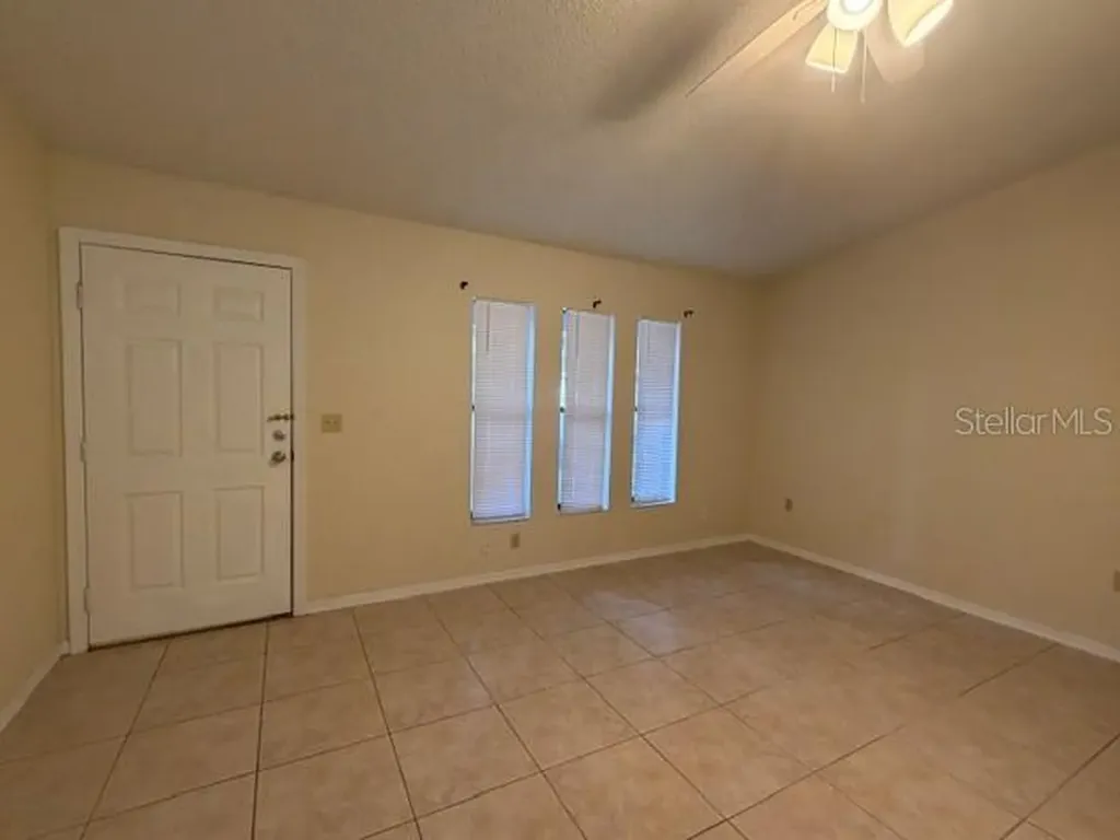 32818 Lake Square Court Leesburg FL 34788