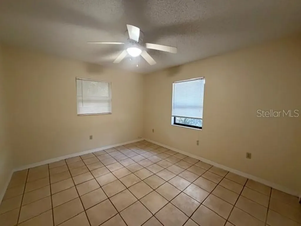 32818 Lake Square Court Leesburg FL 34788