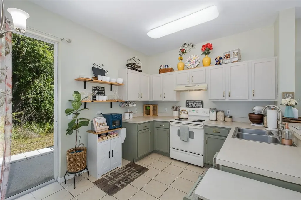12739 Sunland Court Tampa FL 33625