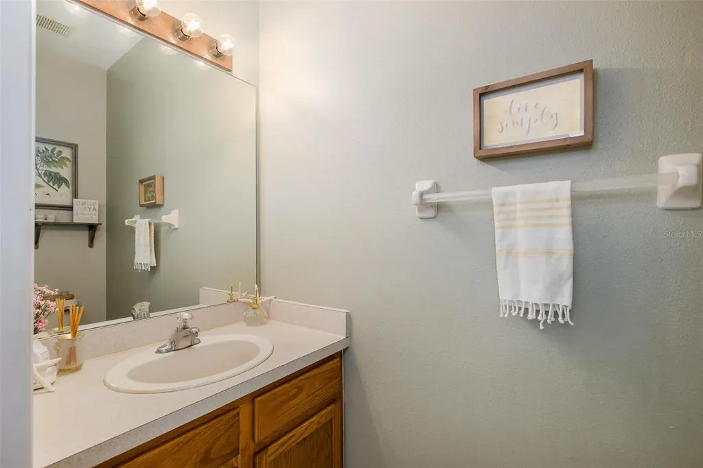 12739 Sunland Court Tampa FL 33625
