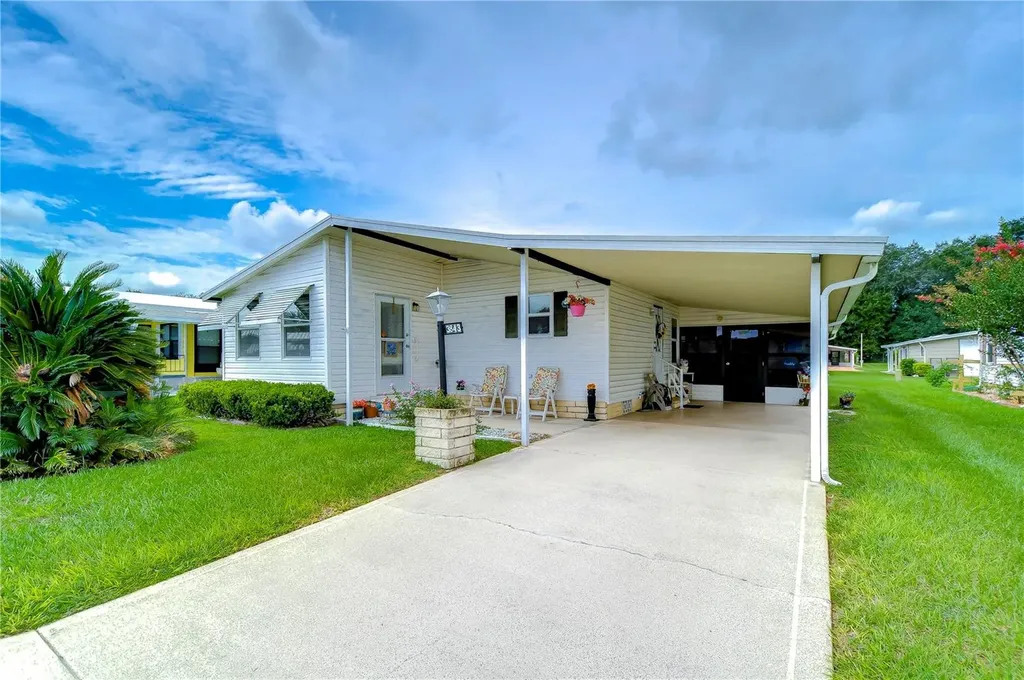 3843 Damian Drive Zephyrhills FL 33541