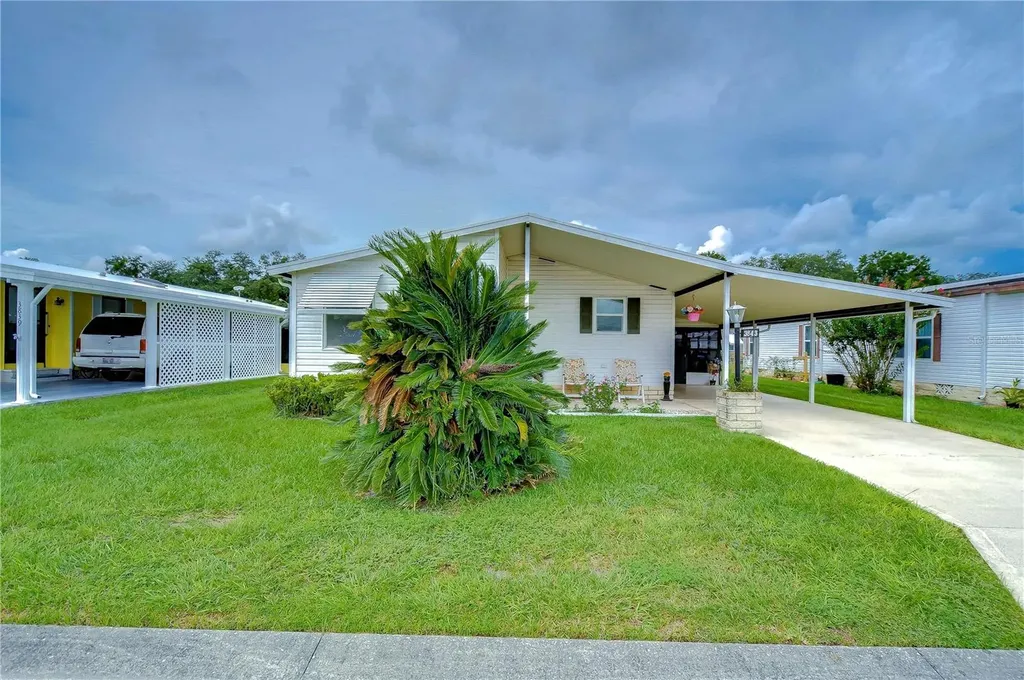 3843 Damian Drive Zephyrhills FL 33541