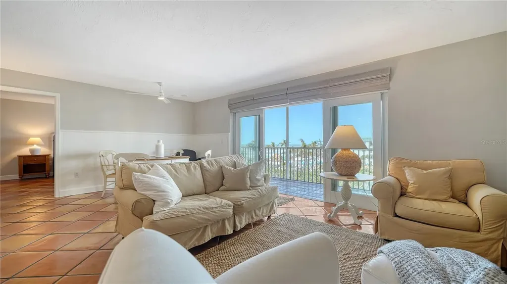 800 Benjamin Franklin Drive Sarasota FL 34236