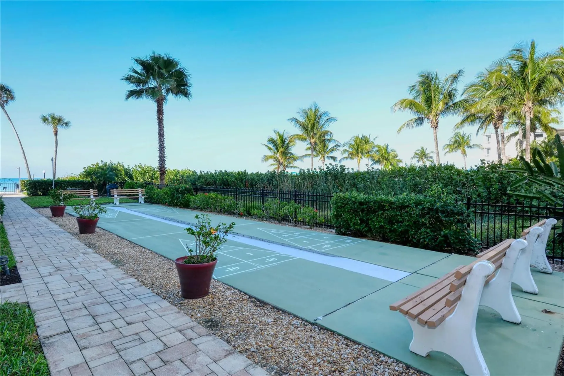 800 Benjamin Franklin Drive Sarasota FL 34236