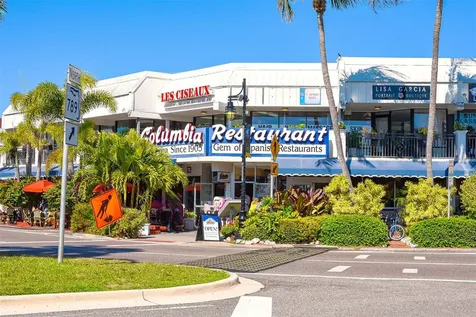 800 Benjamin Franklin Drive Sarasota FL 34236