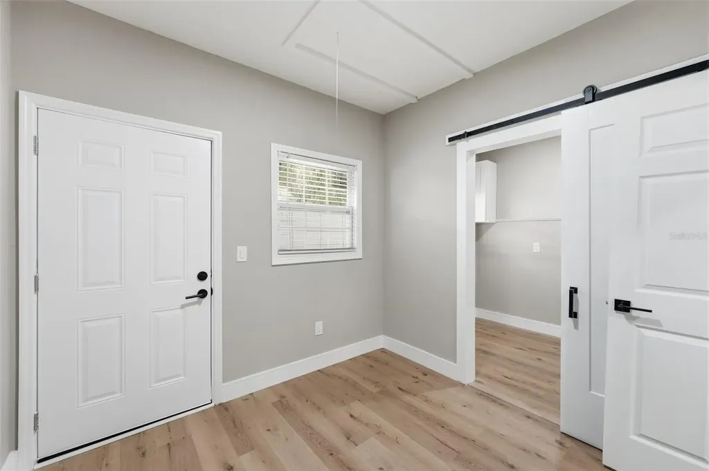 15 E Laurel Street Apopka FL 32703
