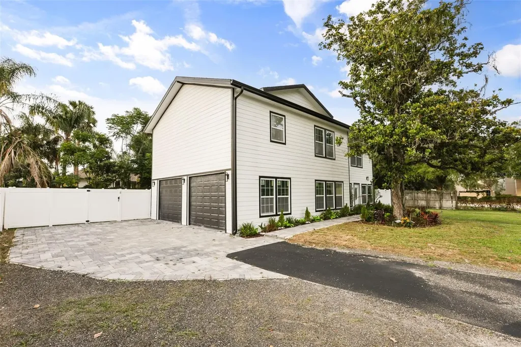 15 E Laurel Street Apopka FL 32703
