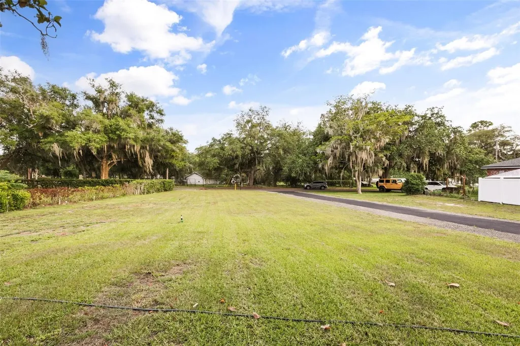 15 E Laurel Street Apopka FL 32703