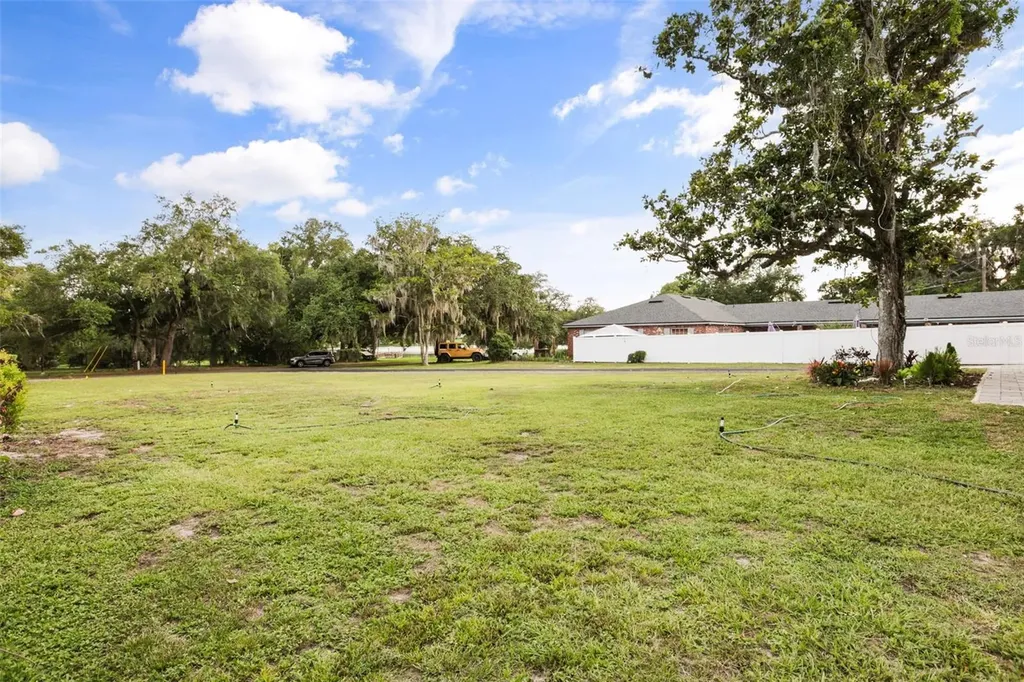 15 E Laurel Street Apopka FL 32703