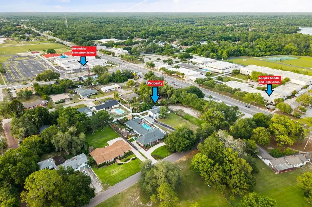15 E Laurel Street Apopka FL 32703