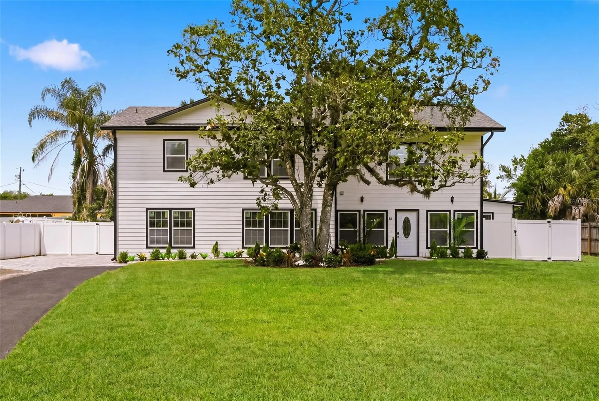 15 E Laurel Street Apopka FL 32703