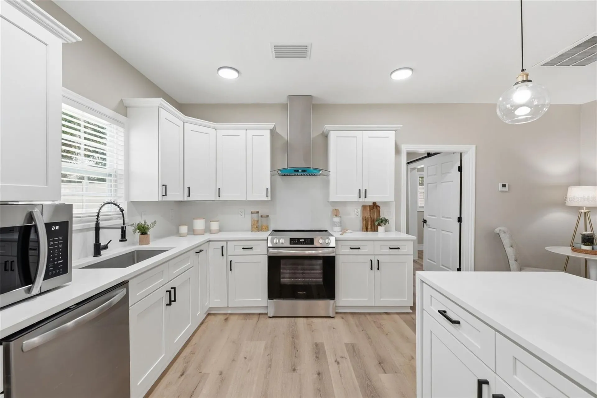 15 E Laurel Street Apopka FL 32703
