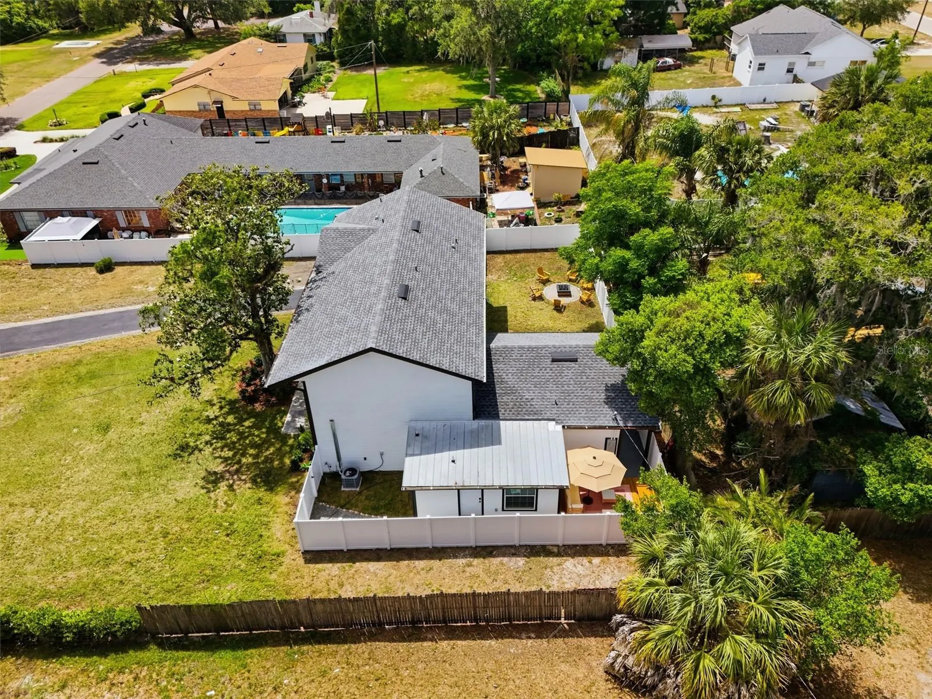 15 E Laurel Street Apopka FL 32703