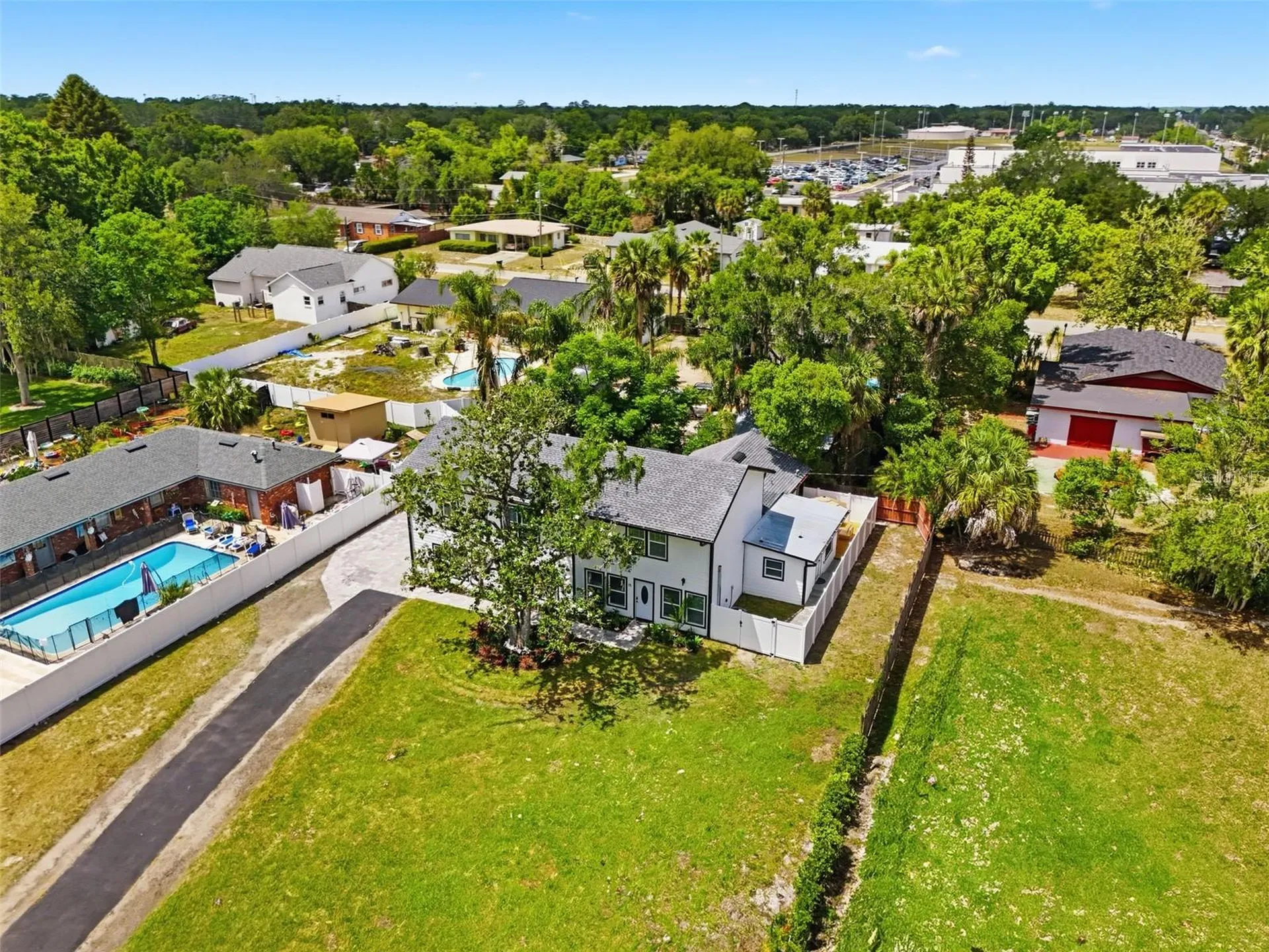 15 E Laurel Street Apopka FL 32703