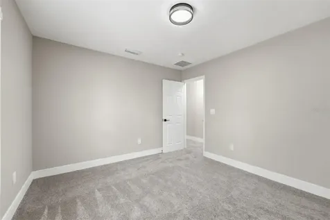 15 E Laurel Street Apopka FL 32703