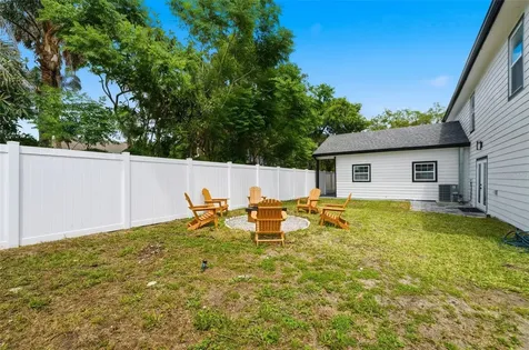 15 E Laurel Street Apopka FL 32703