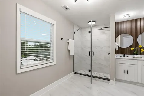 15 E Laurel Street Apopka FL 32703