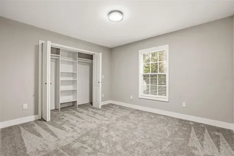 15 E Laurel Street Apopka FL 32703