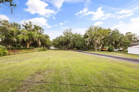 15 E Laurel Street Apopka FL 32703
