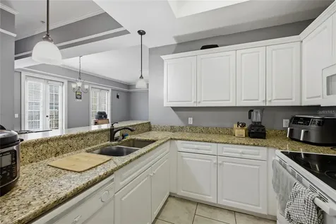325 NW 14th Street Gainesville FL 32603
