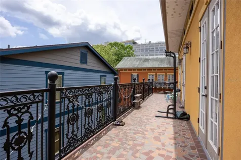 325 NW 14th Street Gainesville FL 32603