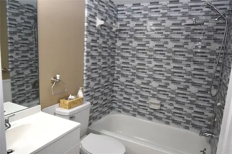 420 N Bayshore Boulevard Clearwater FL 33759