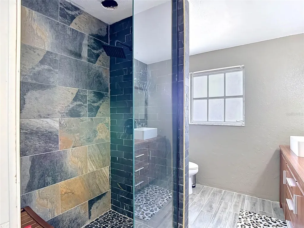 5433 Front Drive Holiday FL 34690