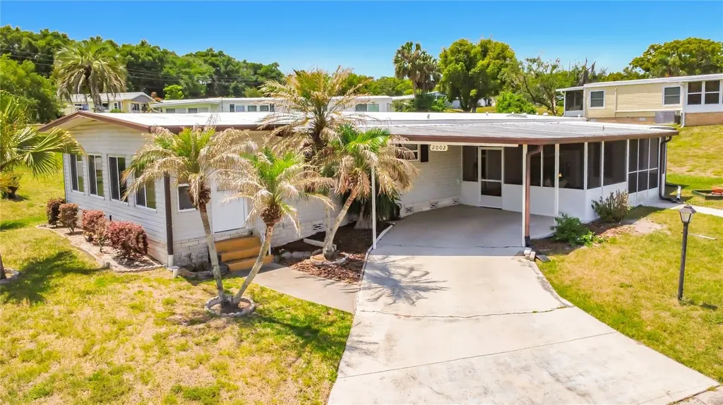 2002 SW Live Oak Lane Zellwood FL 32798