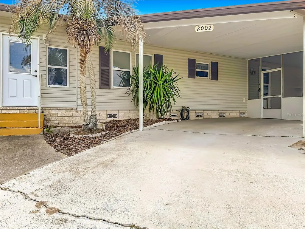 2002 SW Live Oak Lane Zellwood FL 32798